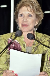 Senadora Marta Suplicy (PT-SP) promete legislar "sempre em defesa dos direitos da cidadania de mulheres e homens, pelo respeito à diversidade cultural, liberdade de expressão, combatendo qualquer forma de violência ou discriminação sexual"