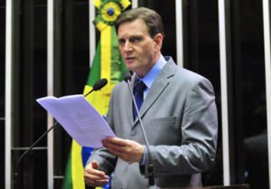 20110708111452-senador-marcelo-crivella-528x369