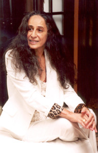 4f57a936c51ac_maria-bethania