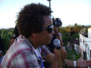 317893_160660427360933_1813078423_n