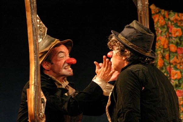 100206MD 157 Manu Dias