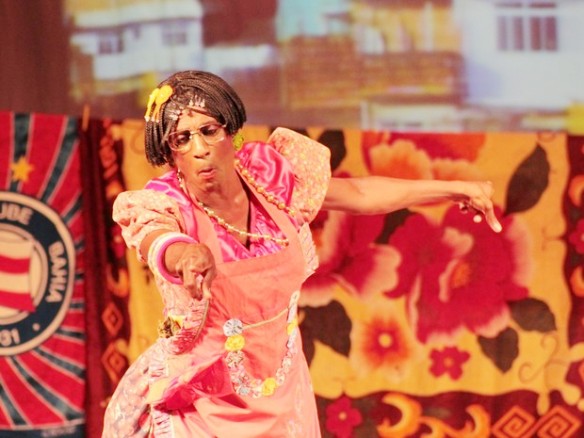 Luís Miranda apresenta a comédia 7 Conto no Teatro Castro Alves, em Salvador (Foto: Luciana Vieira)