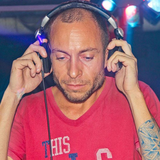 DJ-Demectron2