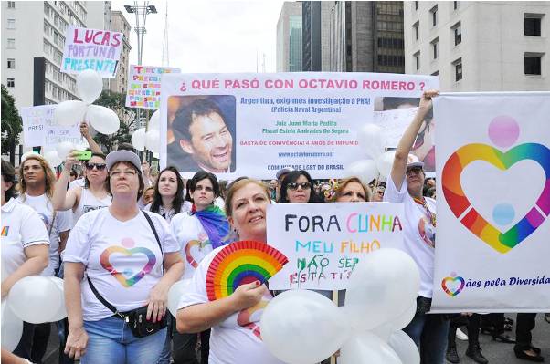 Maju Giorgi na Parada Gay de São Paulo (Foto: Genilson Coutinho)