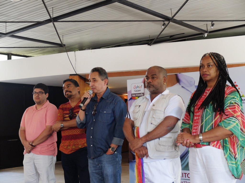 Autoridades na coletiva de imprensa