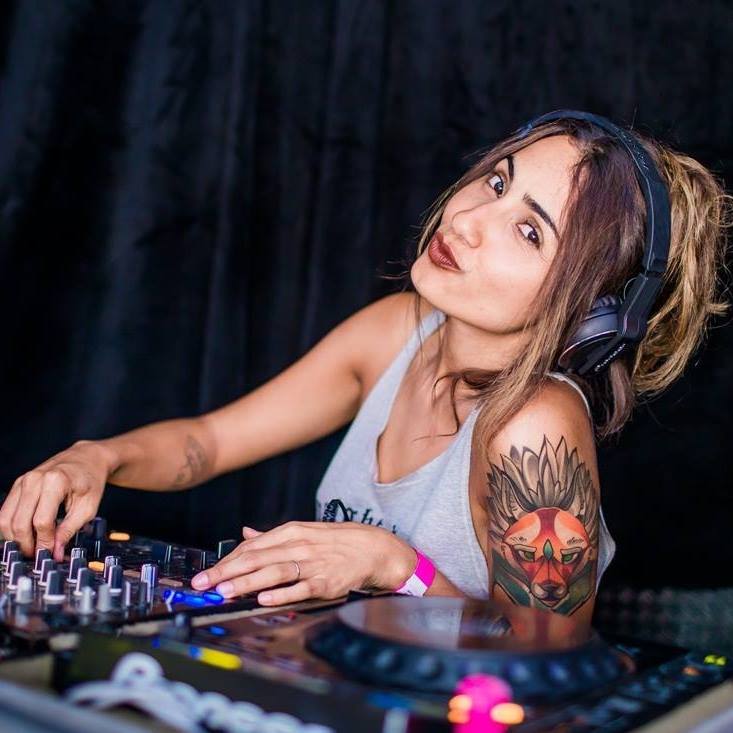 dj-fernanda-fox