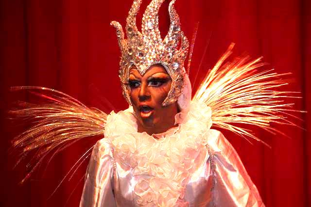 13403271_897074610402730_7731851044122918468_o