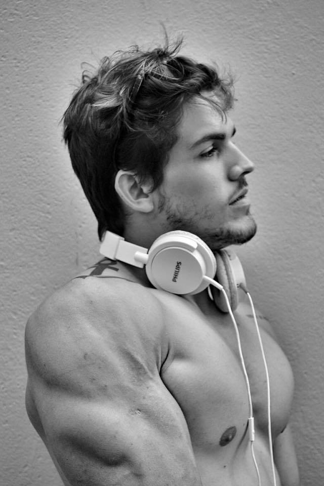 DJ Paulo Goes