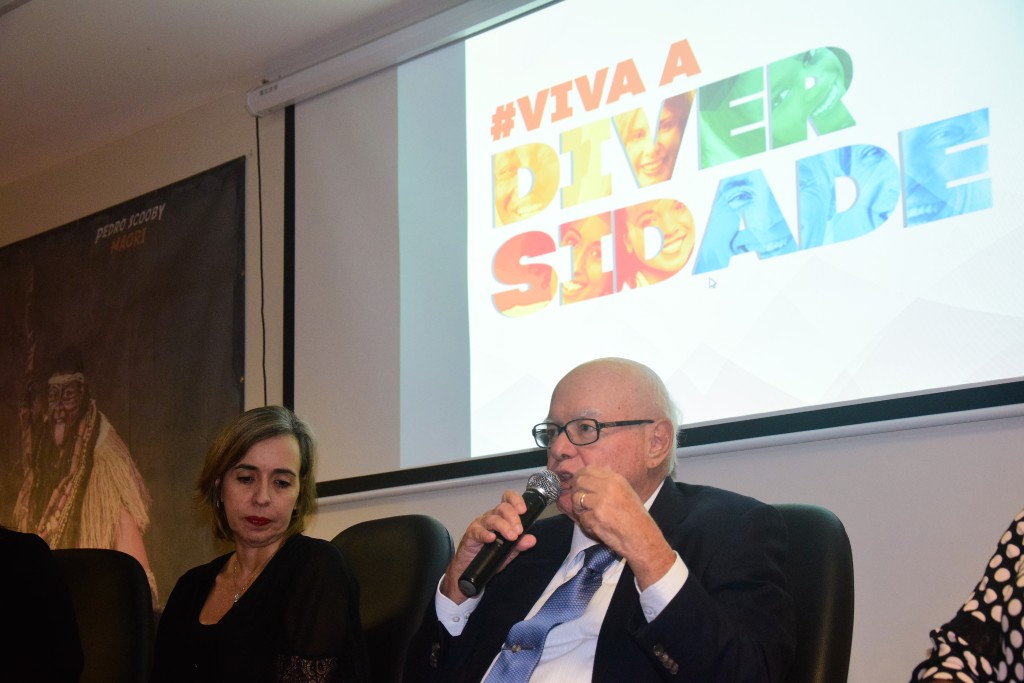 Genilson_coutinho (262)